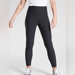 Athleta Stellar City Tight in Black - Sz 4
